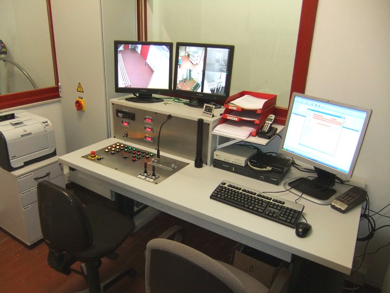 Leitstand der Übungsanlage