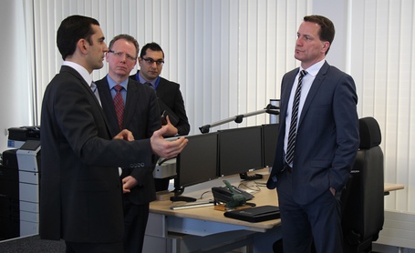 (v.l.n.r.): Christoph Schmidt-Taube (RL GMLZ), Andreas Hitzges (RL im MdI RLP), Wahid Samimy (Pressesprecher BBK) und Eric Schaefer (AL im MdI RLP) Quelle: BBK